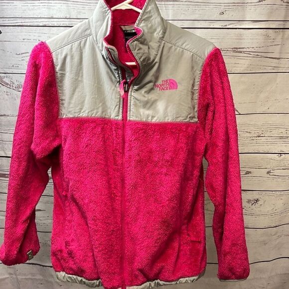 AW-girls north face XL pink zip up